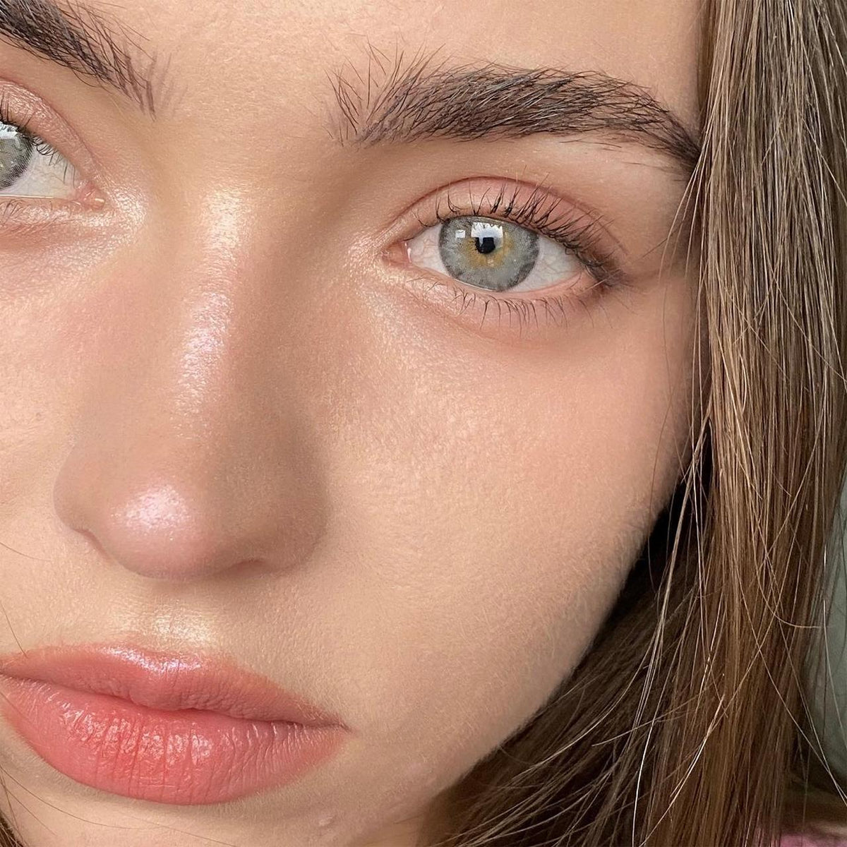 SIRI GRAY